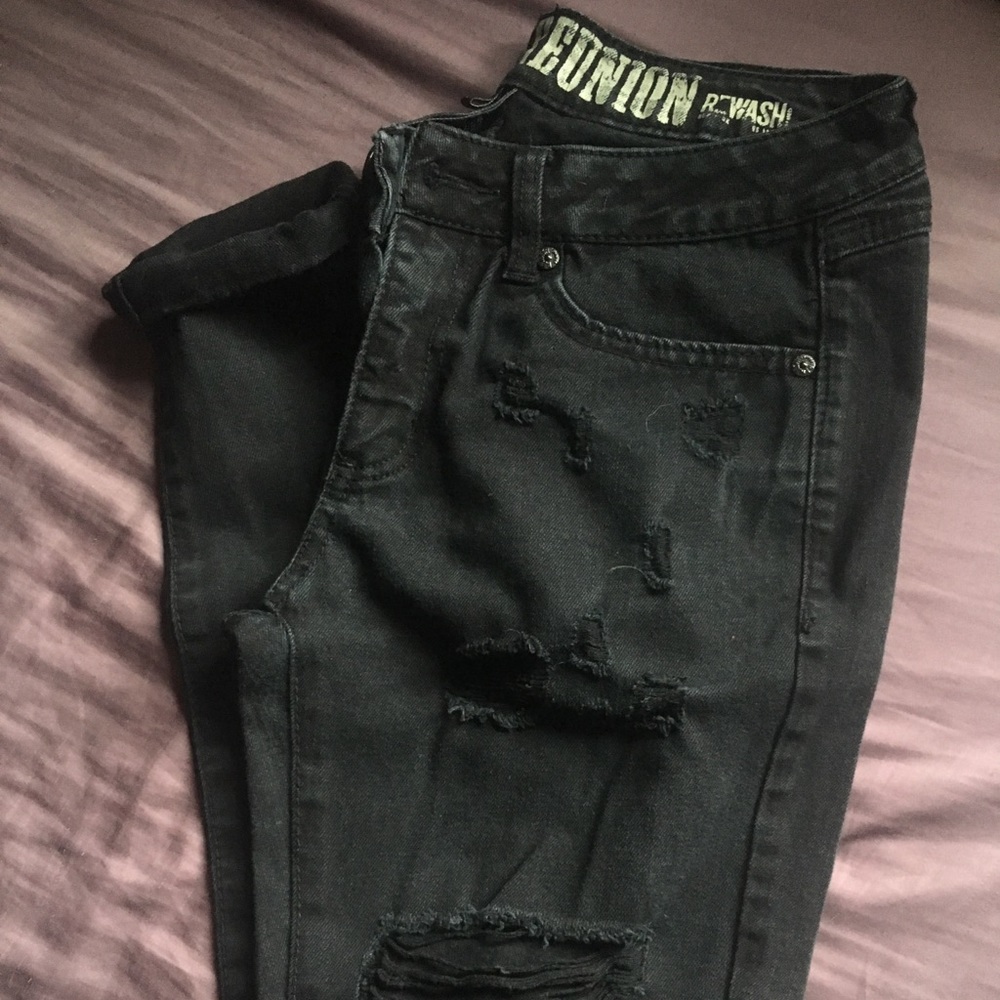 Black Distressed Jeans